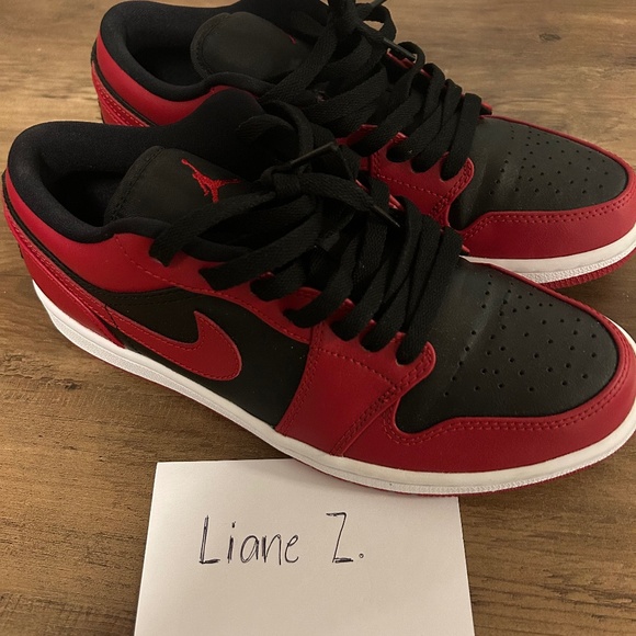 Jordan 1 Low Reverse Bred - Picture 1 of 4